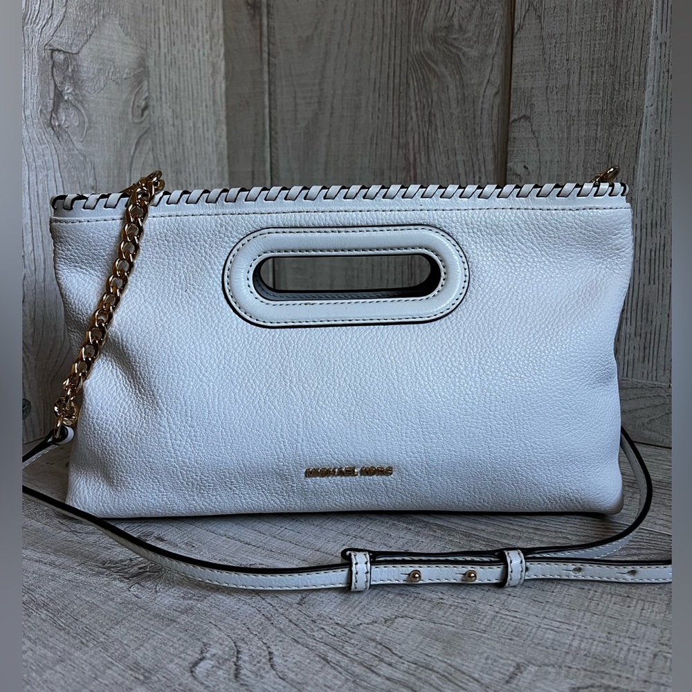Michael Kors White Leather Shoulder Bag with Gold Chain